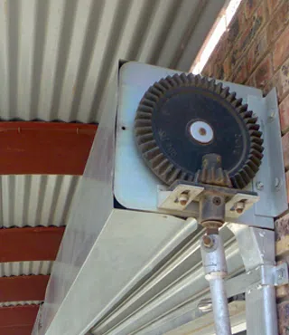 Ardsley Garage Door Shop Ardsley, NY 914-257-3960 - sb-rolling-garage-doors-01